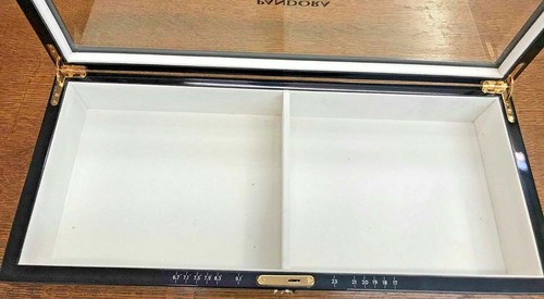 PANDORA | CAJA DE EXHIBICIÓN DE JOYERÍA NEGRA CON TAPA DE VIDRIO ✪NUEVO✪ DISTRIBUIDOR DE PRESENTACIÓN RARA NOSOTROS - Imagen 7 de 18
