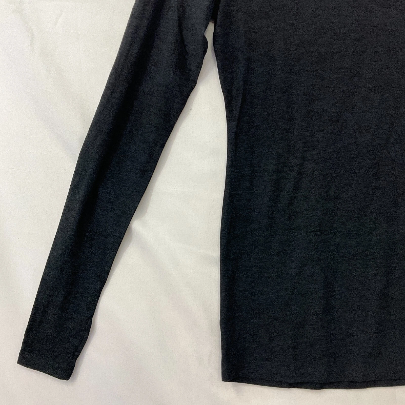 beyond-yoga long sleeve performance dark knight shirt