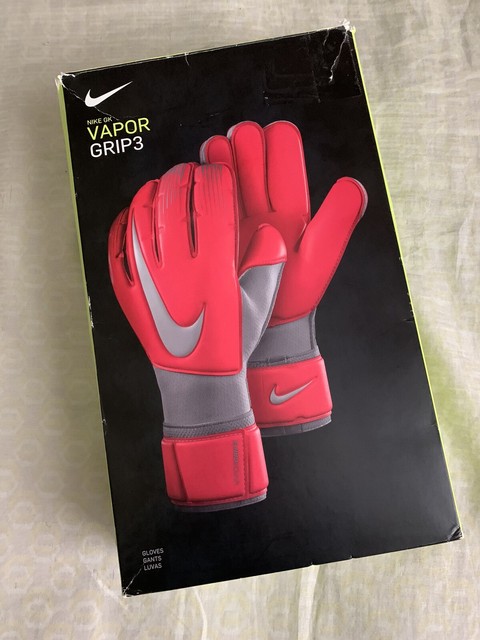 goalkeeper gloves tesco