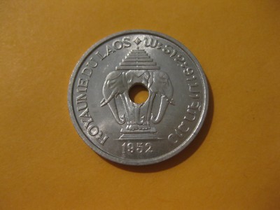 1952 Elephant coin  Lao laos  20 Cents  alum   nice large coin ebayship