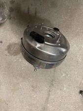 BMW 3 G20, G28 330 e Unterdruck-Bremskraftverst�rker 6879424 2.00 20644994