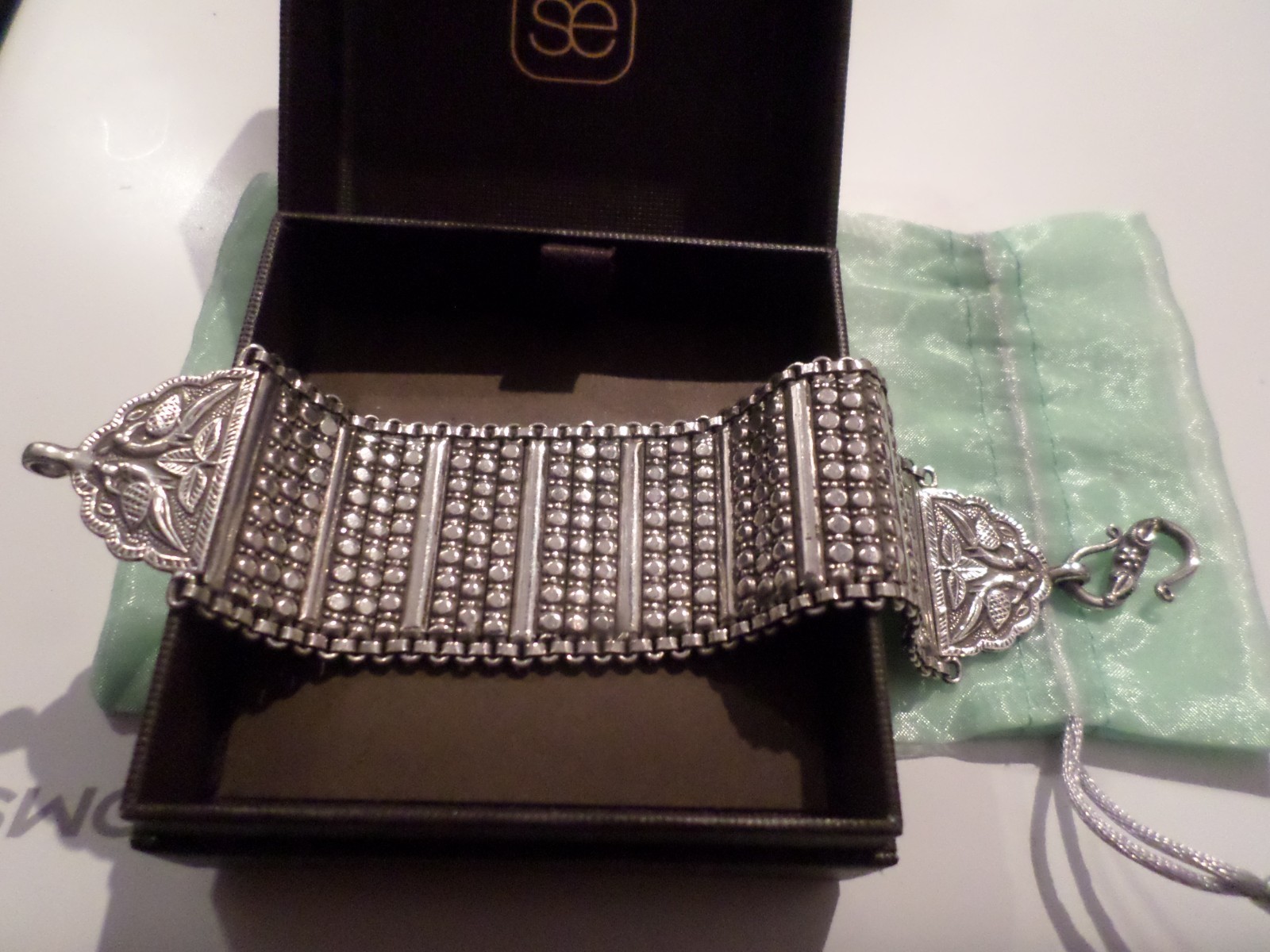 Bracelet argent massif 800 neuf accessoire chic pour vos soirées et le bureau