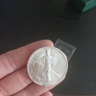 2001 American Silver Eagle Dollar coin - One Ounce 1 Oz Fine Silver Authentic