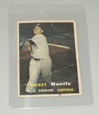 1957 TOPPS BASEBALL #95 MICKEY MANTLE NEW YORK YANKEES MCCANNENTERPRISES
