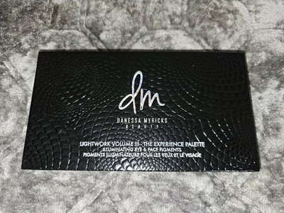 DANESSA MYRICKS BEAUTY Lightwork  III Experience Palette 