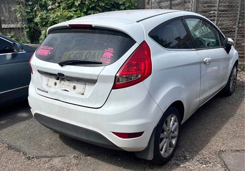FORD FIESTA MK7 2009-2017 1.6 GASOLINA BLANCO REPUESTOS REPARACIONES FRENOS - Imagen 3 de 11