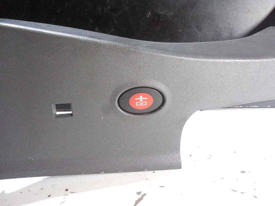 Cuadro tubular maletero derecho A 2306930691 03-08 Mercedes Benz R230 SL600 SL500 Foto 2 de 4