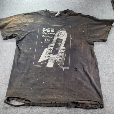 Vintage Thrashed!  PEZ Spaceman Candy Dispenser Graphic Black XL USA T-shirt