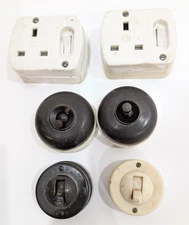 4 x Vintage Toggle Light Switches 2  sockets Vitreous/ Bakelite Crabtree MK