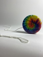Lot of 2 Tie Dye Rainbow Yo Yo Yo-Yo Colorful Hypnotizing Design Metal Body Toys