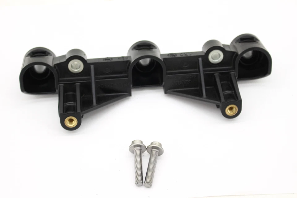 2015 YAMAHA FZ09 FUEL INJECTOR ADAPTER HOSE GAS LINE TUBE PIPE 1RC-12572-00-00 Foto 2 de 4