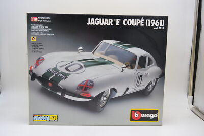 Die Cast '' Jaguar E Coupe '1961 '' Burago Metall Kit 1 / 18( Cod. 7018 )