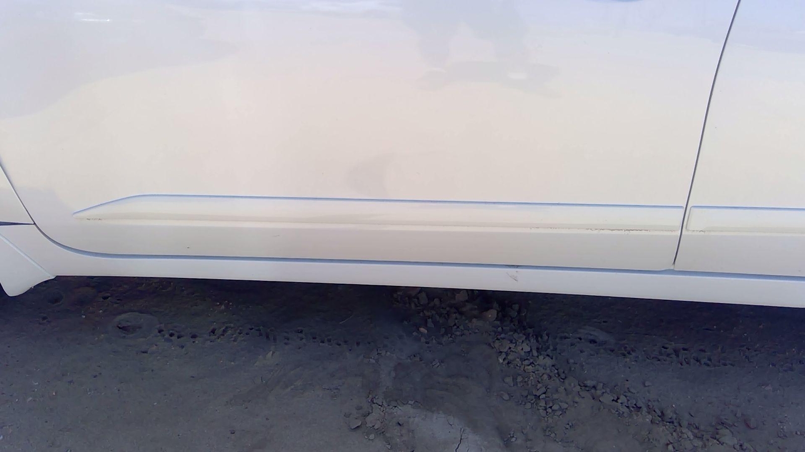 1318 Nissan Altima Driver Left Front Moulding On Door Trim Strip Oem White Qab eBay