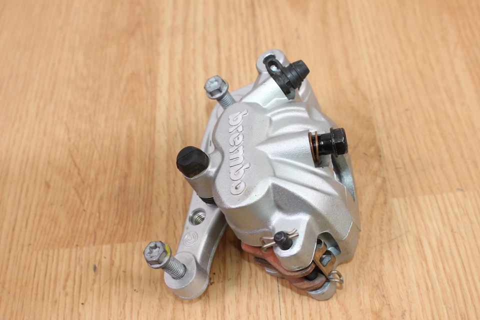 Суппорт переднего тормоза 2016 KTM 450 SXF Brembo - Изображение 4 из 4