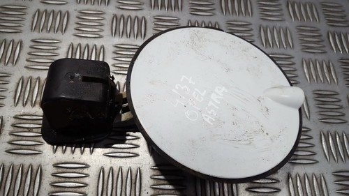 Opel Astra 2000 Fuel door Gas cover Tank cap (FUEL FILLER FLAP) 90 #500828-37