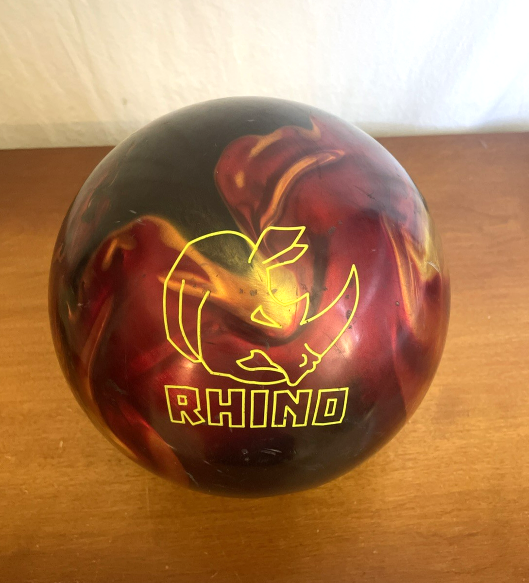 Brunswick Rhino 14 lb. Red/Black/Gold Pearl Bowling Ball Single