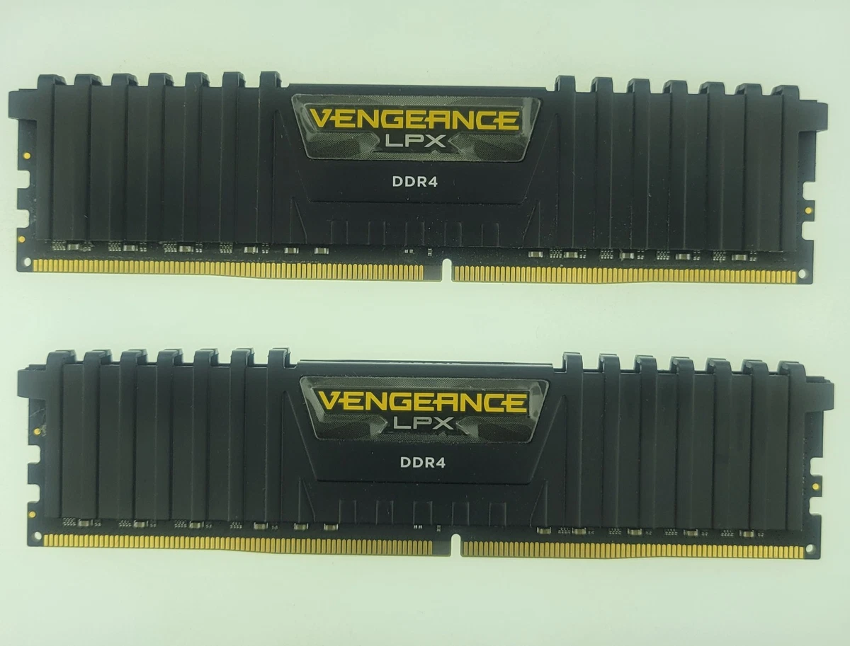 Preços baixos em Corsair DDR4 SDRAM 64 Gb de capacidade Total de