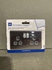 BG FBS22G Nexus Screwless Flat-Plate Double Switched Plug Socket Brushed Steel 