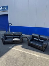 Black Leather 3 + 2 Seater Sofa Set GREAT CONDITION DELIVERY AVAILABLE🚚
