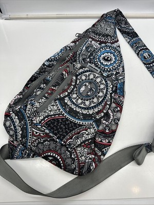 Vera Bradley Star Wars Far Far Away Medallion Sling NWOT Great Graphic Placement