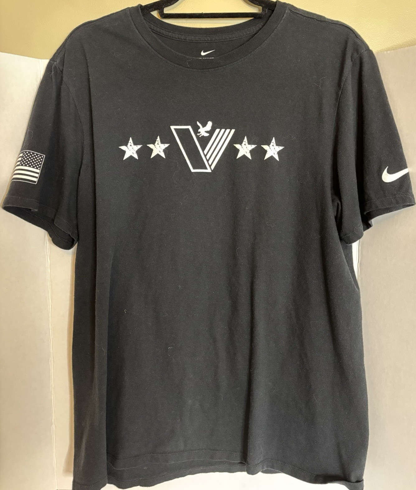Nike The Nike Tee Men's Black Graphic Logo Crew Neck Short Sleeve T-Shirt L