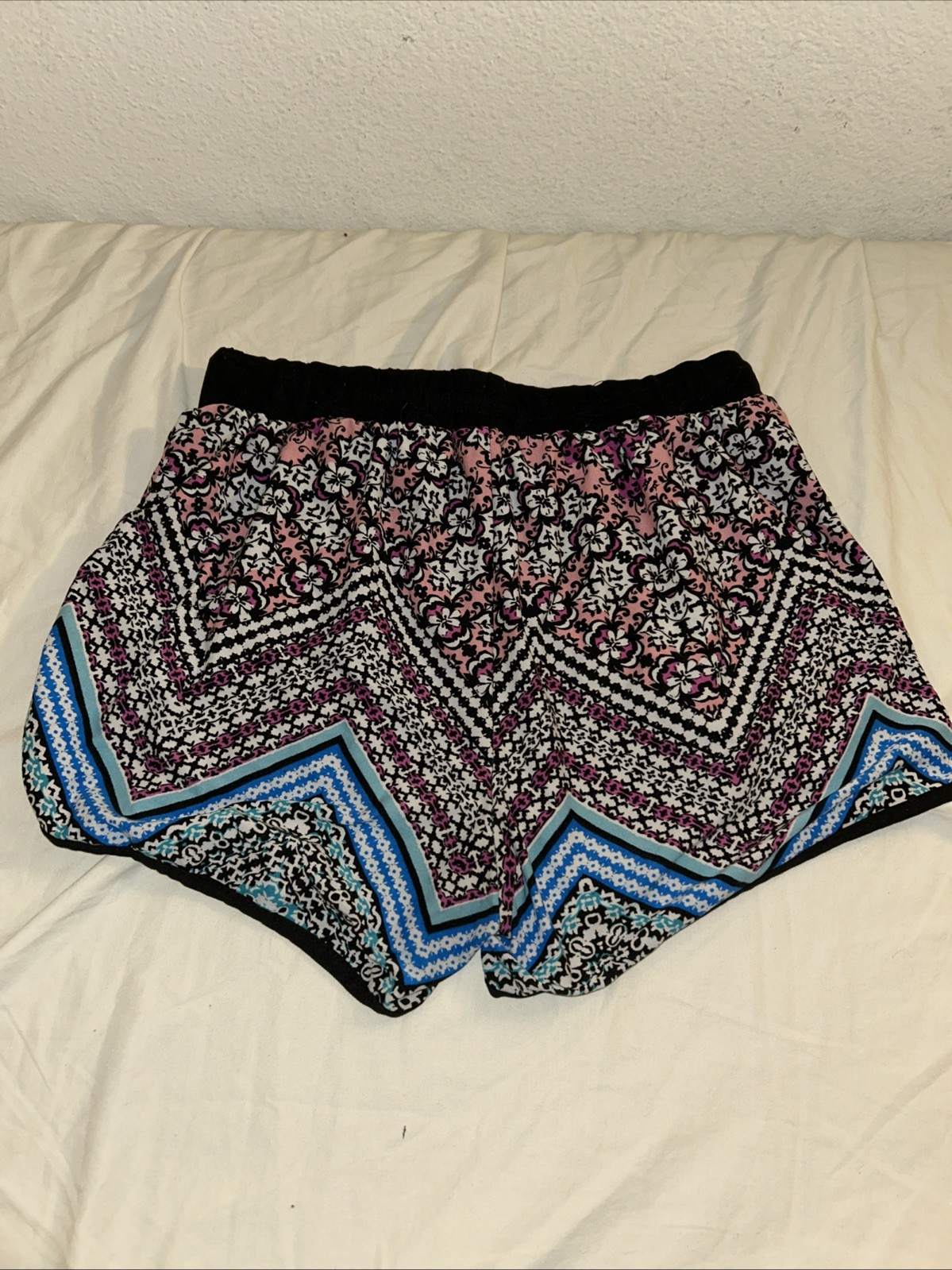 Wes Small Lounge Multicolor Drawstring Shorts Wit… - image 6