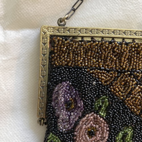 Antique Micro Glass Beaded Pink Purple Purse with Kisslock Clasp Gorgeous - Picture 6 of 16