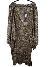 Pretty Little Thing Women's Dress Plus Size 24 Leopard Plunge Long Sleeve Dress