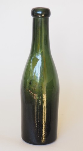 Scarce TJ Sheekey Yass 6oz Green Blob Top Bottle Embossed Woman With Key/Shield - Picture 5 of 11