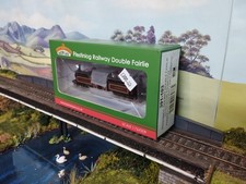 Bachmann 391-103 (009) FR Double Fairlie 'LIVINGSTON THOMPSON' Lined Maroon.