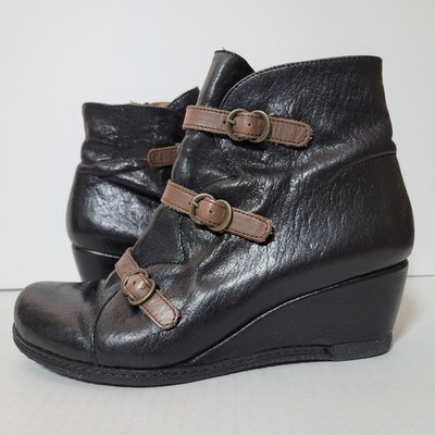Eric Michael Lena Ankle Boot Black Leather Buckle Strap Wedge Women s 36 5/5.5
