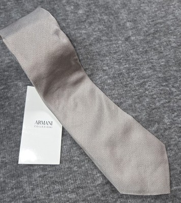 NEW WITH TAGS - ARMANI COLLEZIONI 100% SILK JACQUARD TIE HAND MADE IN ITALY