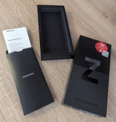 Samsung Z Flip 3 5G Original Box Empty Box Phantom Black 128GB Excellent Condition