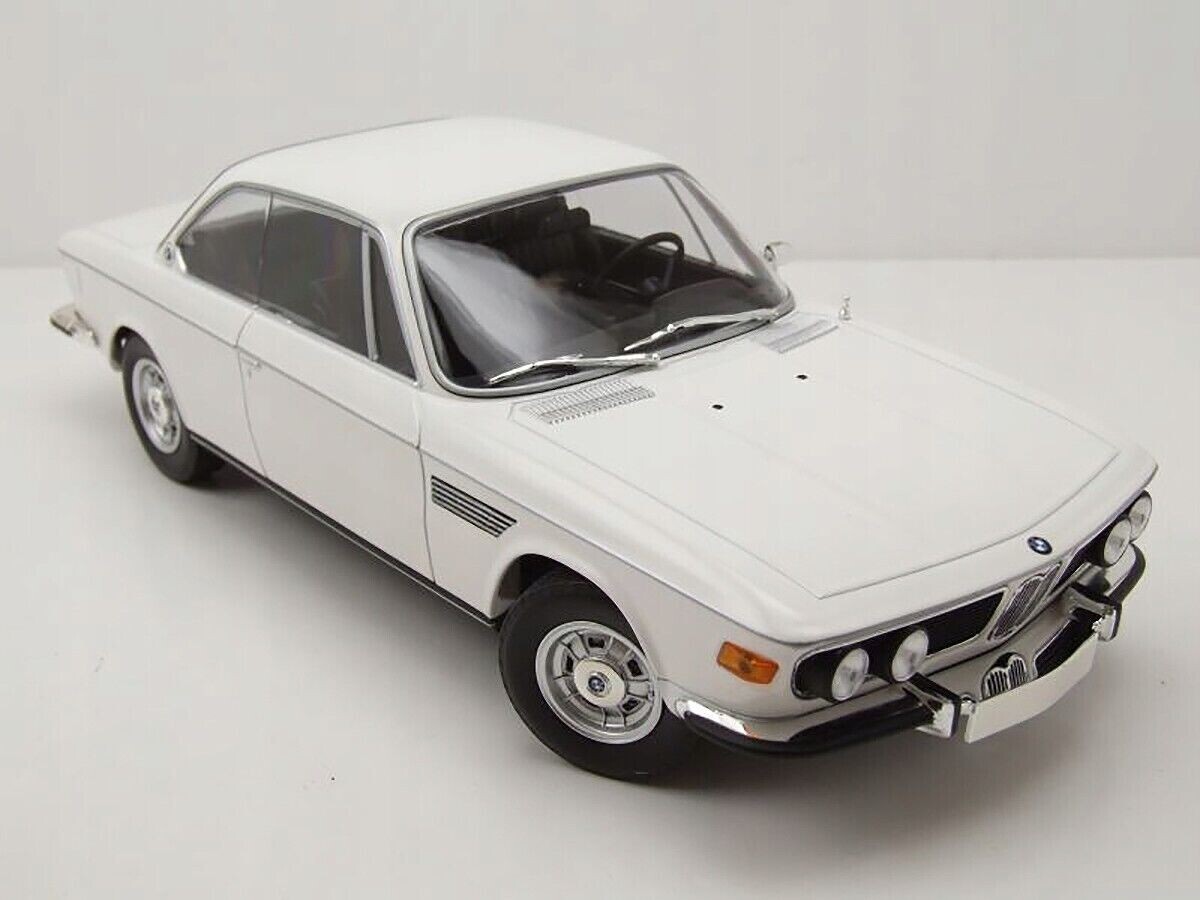 BMW 2800 CS 1968 ホワイト 1/18 ミニチャンプス Minichamps 1968 BMW 2800 CS White LE of 600 1:18*Brand New