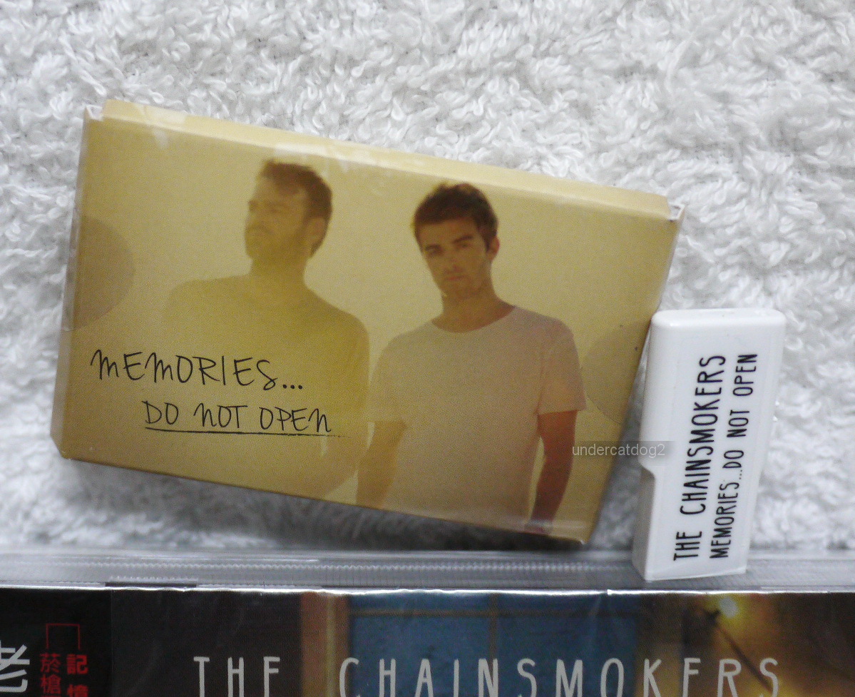 The Chainsmokers MemoriesDo Not Open 2017 Taiwan Ltd CD+USB w
