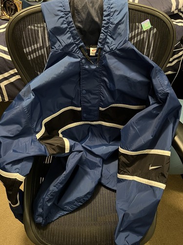 nike pullover windbreaker vintage