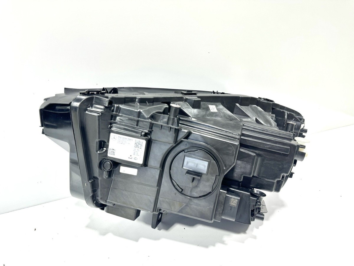2021 2022 Mercedes benz GLA Class GLA LED Passenger side Headlight 