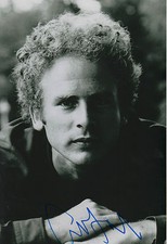 Art Garfunkel Autogramm signed 20x30 cm Bild s/w