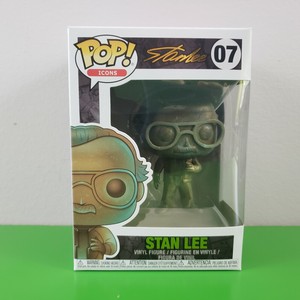 funko pop stan lee 07