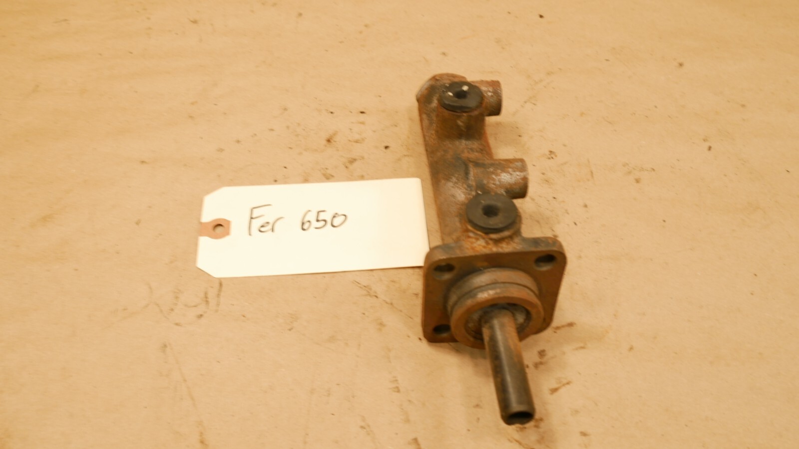 Ferrari 208 308 Mondial Brake Master Cylinder RHD PN 1405985