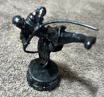 2005 Star Wars Saga Edition Darth Maul Rook Chess Piece Black