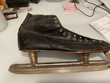Union Hardware Co Ice Skates VTG Aged Leather Made In USA