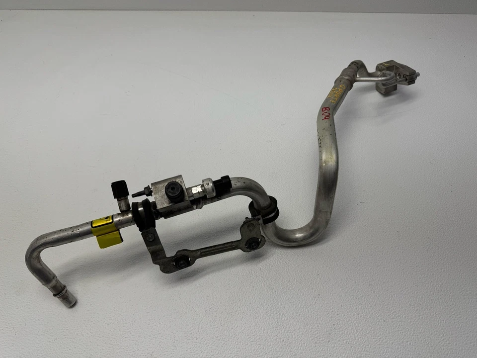 Manguera condensadora de aire acondicionado Maserati Quattroporte Ghibli 2014-2017 OEM Foto 2 de 4