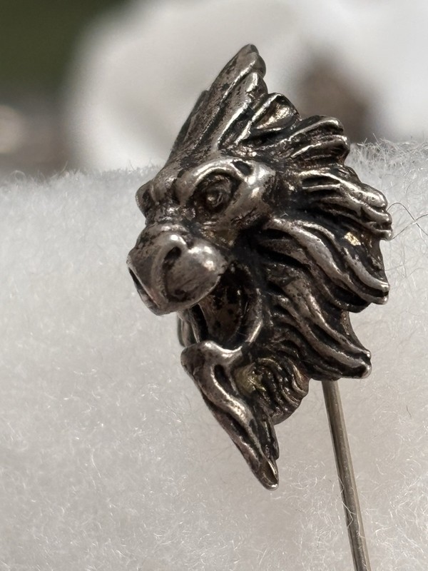 GORHAM VINTAGE NOT ANTIQUE STERLING LAPEL TIE HAT STICK PIN LION UNISEX READ!