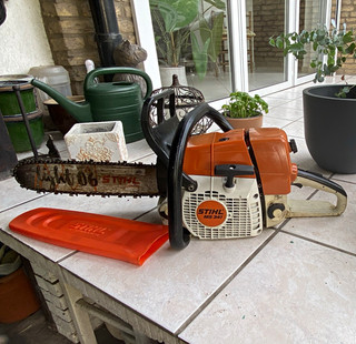 STIHL MS 361 Kettensäge Benzin inkl. Führungsschienenabdeckung