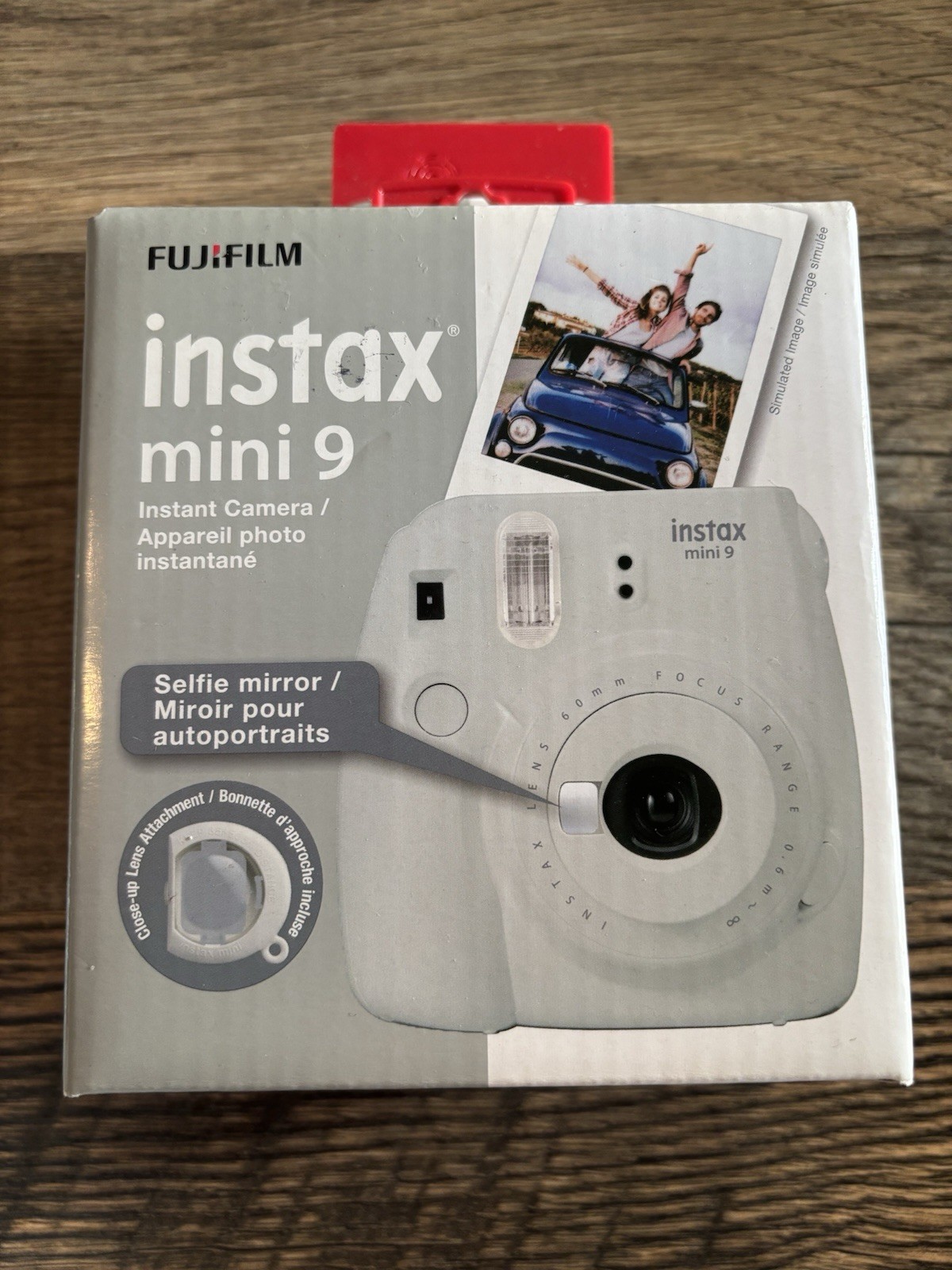 Fujifilm Instax Mini 9 Instant Camera in Smokey White – Compact & Fun-image