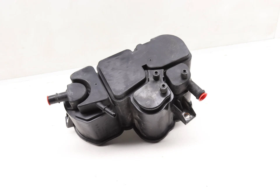 AUDI S8 2013-2018 - Bote de vapor carbón/combustible 4H0201801A Foto 3 de 4