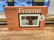 Skylight 10" TOUCHSCREEN DIGITAL PICTURE FRAME-BLACK