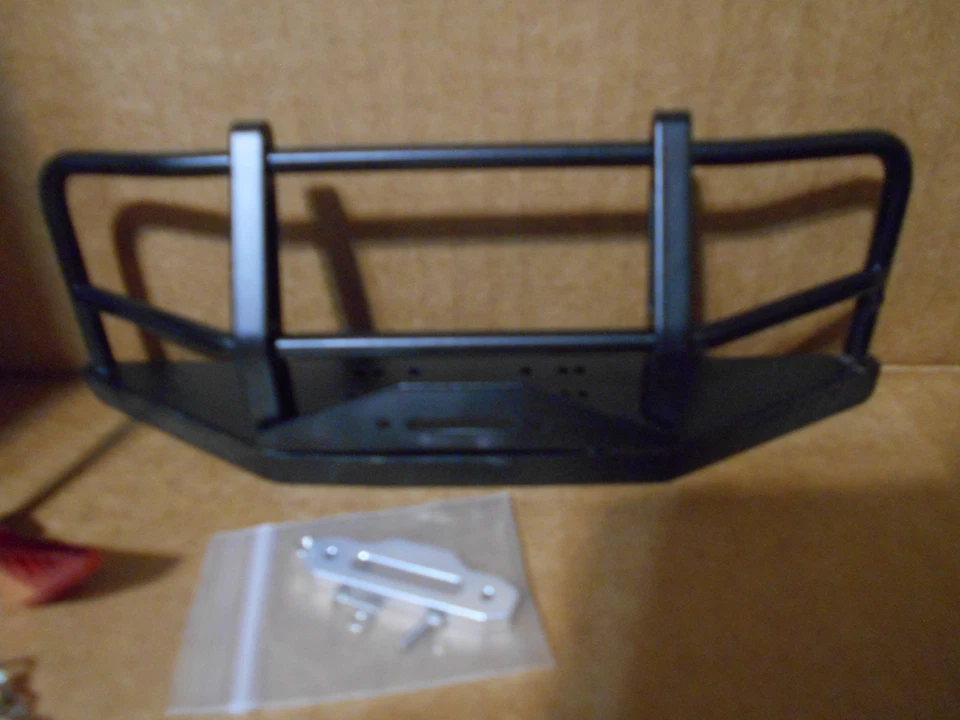 Parachoques delantero RC escala 1/10 con montaje de cabrestante, acor y cadena, y enganche trasero Foto 3 de 4