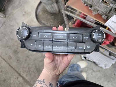 Audio Equipment Radio Control Panel Opt Uff Fits 13 MALIBU 2168261